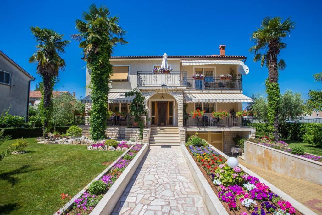 Garden View In For 2 - 3 Persons Appartement